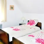 Maison Charmante A Avec Jardin Et Terrasse Vakantiehuis *