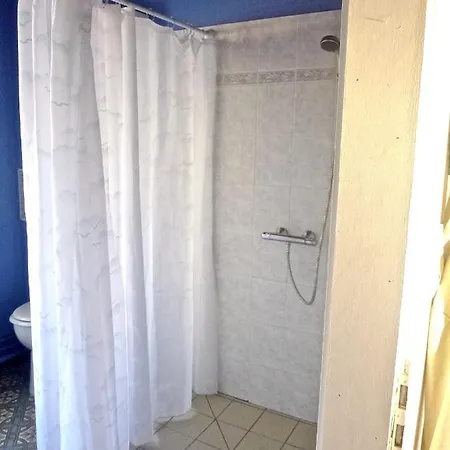 Maison De 3 Avec Jardin Clos Et Wifi A Hébergement de vacances